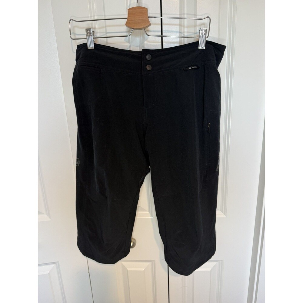 Sugoi Women's M Black MTB Trail Cycling Shorts Capri Padded Liner Polyester 3/4